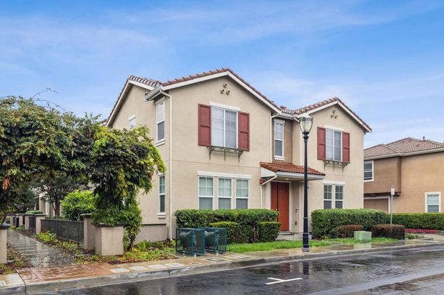 205 Montevina Way, Hayward, CA 94545