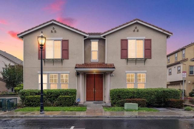 205 Montevina Way, Hayward, CA 94545