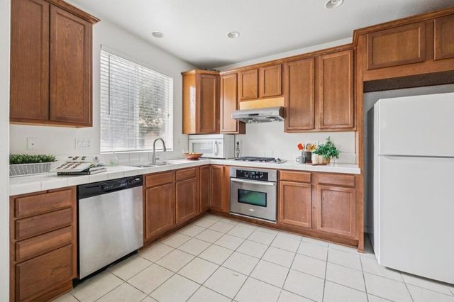 205 Montevina Way, Hayward, CA 94545