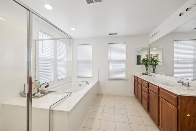 205 Montevina Way, Hayward, CA 94545