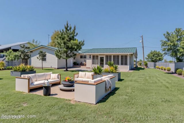 1971 Hope School Drive, Marianna, FL 32448