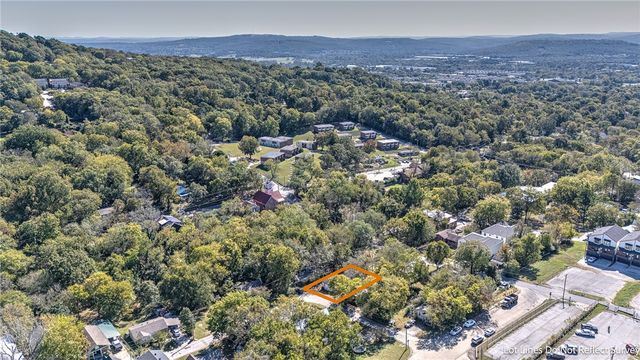 171 E Meadow Street, Fayetteville, AR 72701