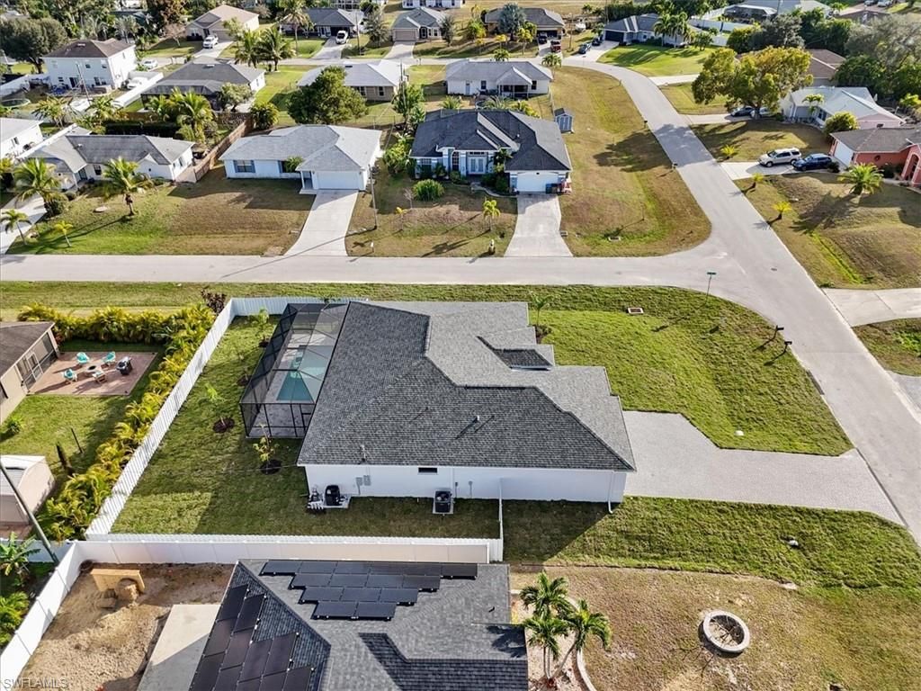 Image 37 of property listing at 3015 SW 10th AVE, Cape Coral, FL 33914