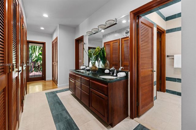 4140 Bonita Ave, Miami, FL 33133