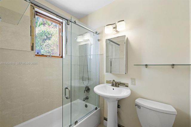 4140 Bonita Ave, Miami, FL 33133