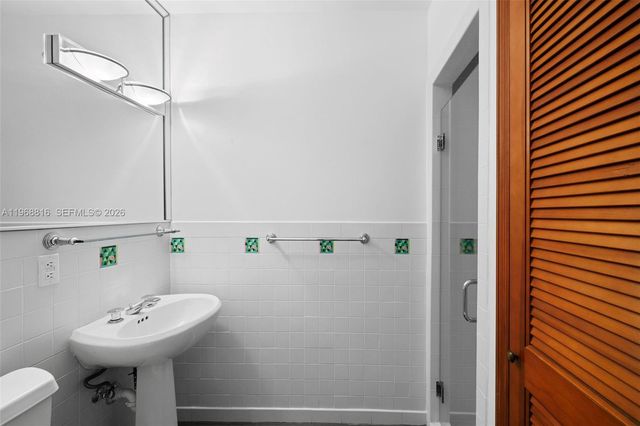 4140 Bonita Ave, Miami, FL 33133