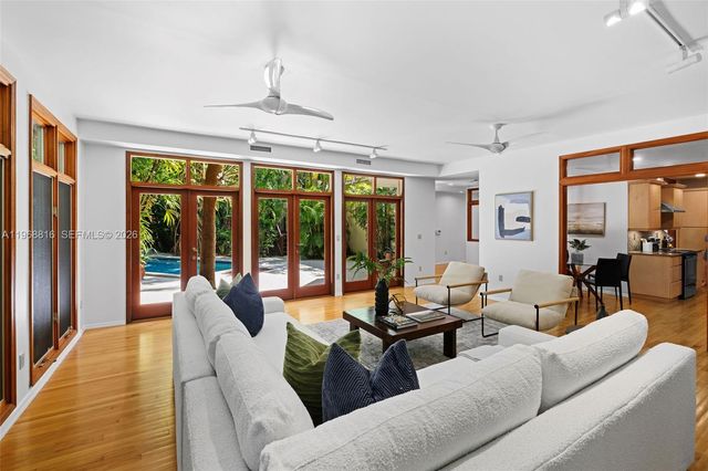 4140 Bonita Ave, Miami, FL 33133