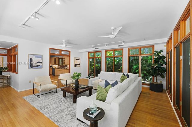 4140 Bonita Ave, Miami, FL 33133