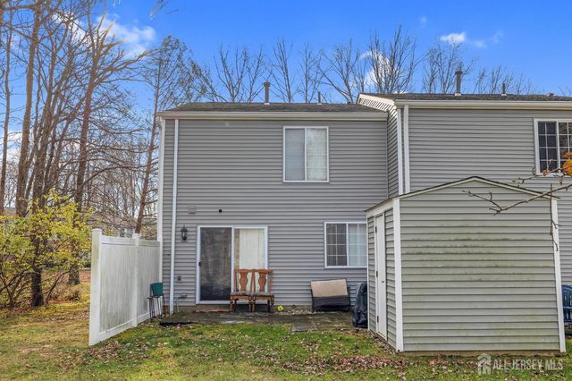 89 Doe Court, South Brunswick, NJ 08852