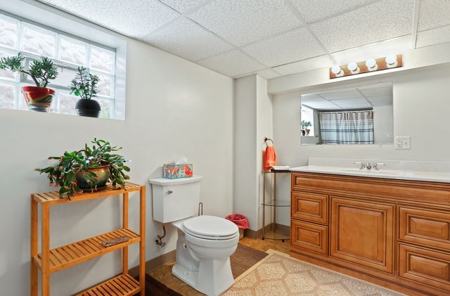 15715 Lavergne Avenue, Oak Forest, IL 60452