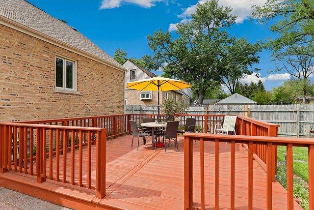 15715 Lavergne Avenue, Oak Forest, IL 60452