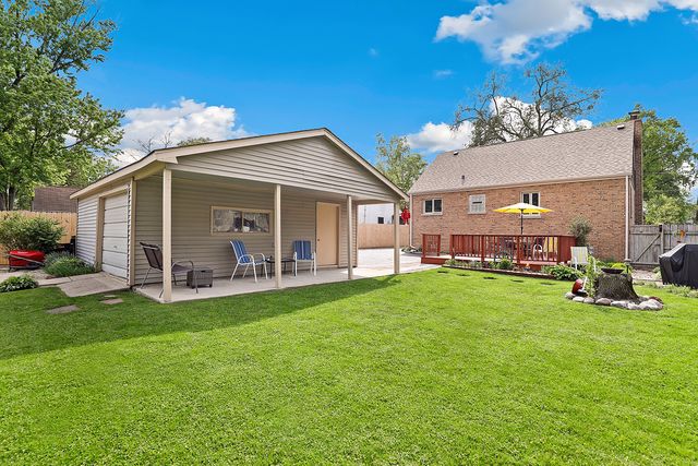 15715 Lavergne Avenue, Oak Forest, IL 60452
