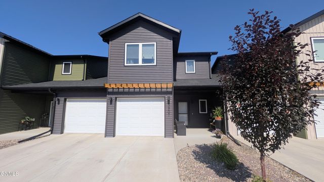 3907 Leighton Drive, Bismarck, ND 58504 property photo
