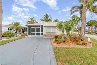 11240 Azalea LN, Fort Myers Beach, FL 33931