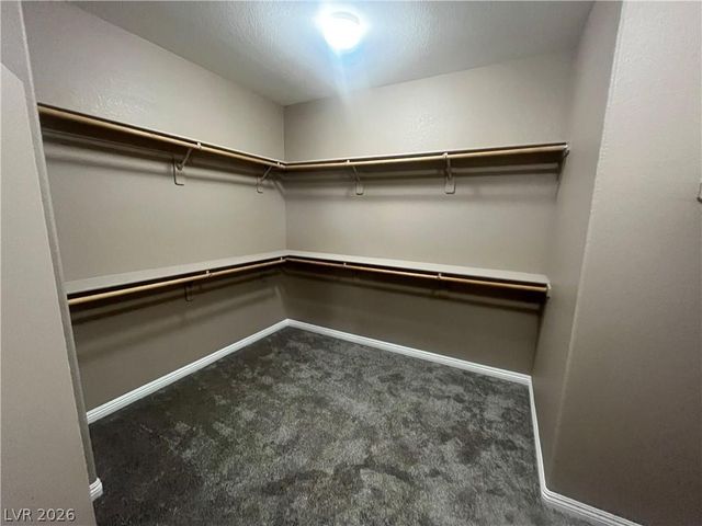 8461 Blacktip Avenue, Las Vegas, NV 89117