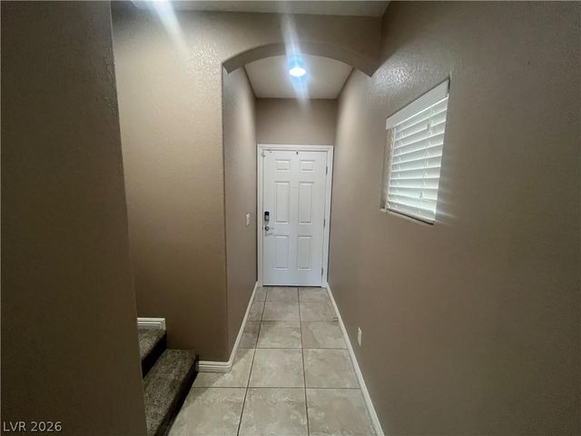 8461 Blacktip Avenue, Las Vegas, NV 89117