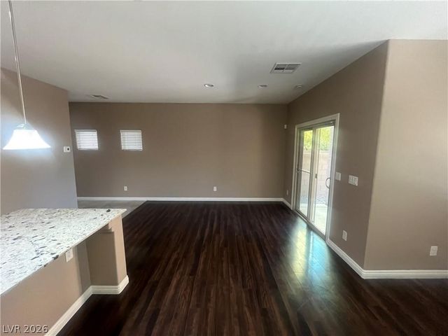 8461 Blacktip Avenue, Las Vegas, NV 89117