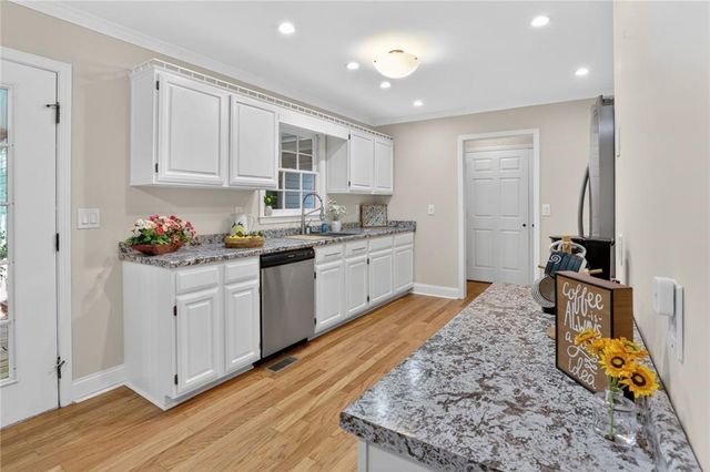 90 Hoglen Drive, Covington, GA 30016