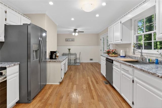 90 Hoglen Drive, Covington, GA 30016