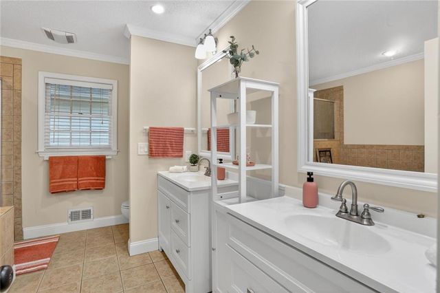 90 Hoglen Drive, Covington, GA 30016