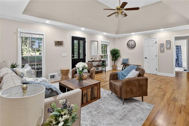 90 Hoglen Drive, Covington, GA 30016