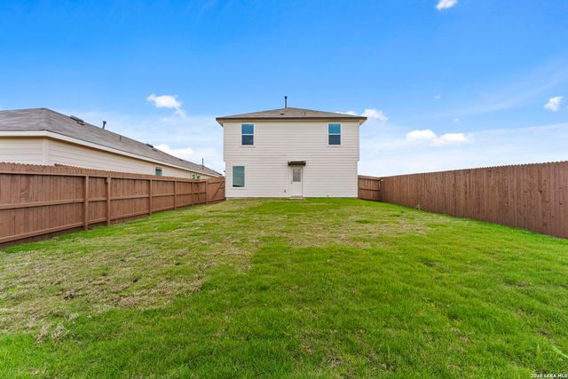 12618 Desert Fox, Converse, TX 78109