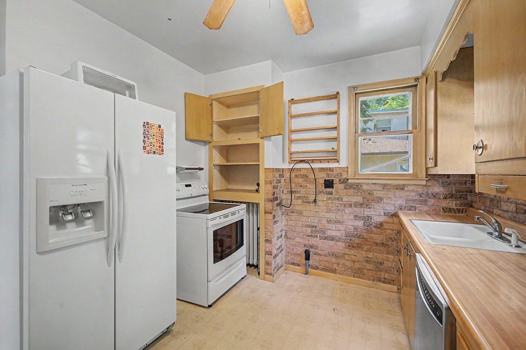 987 Earl Street, Saint Paul, MN 55106 — photo 5