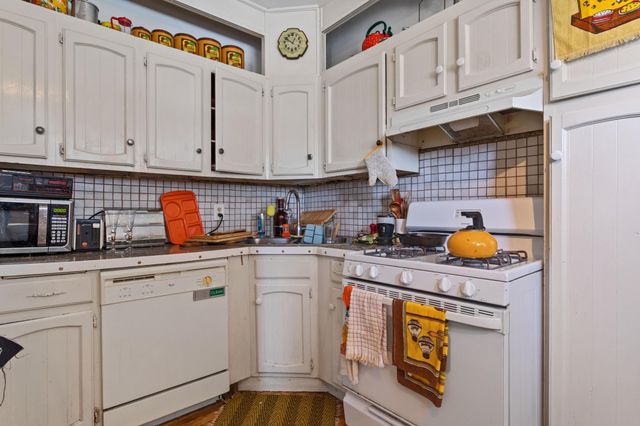 4153 Park Avenue, Minneapolis, MN 55407