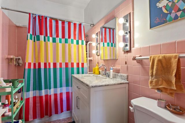 4153 Park Avenue, Minneapolis, MN 55407