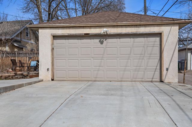 4153 Park Avenue, Minneapolis, MN 55407