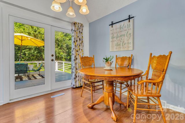 5 Fairway Drive, Arden, NC 28704