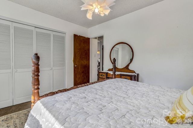 5 Fairway Drive, Arden, NC 28704