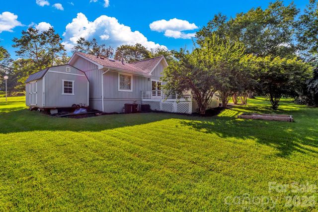 5 Fairway Drive, Arden, NC 28704