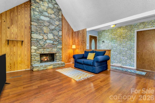 5 Fairway Drive, Arden, NC 28704