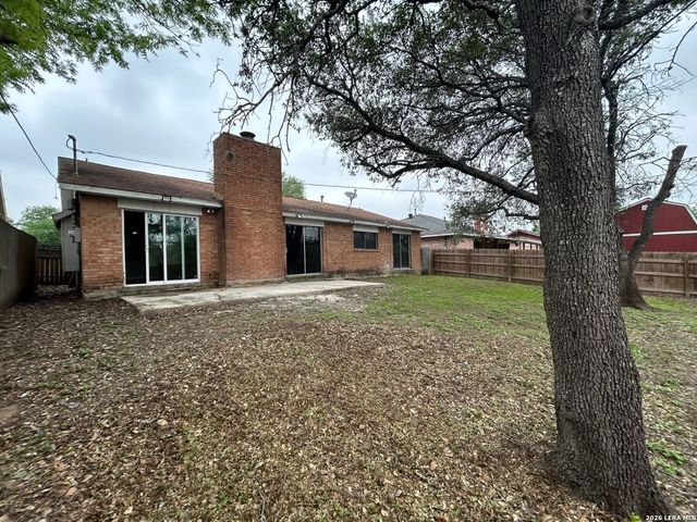 6510 RIDGE CREEK DR, San Antonio, TX 78233