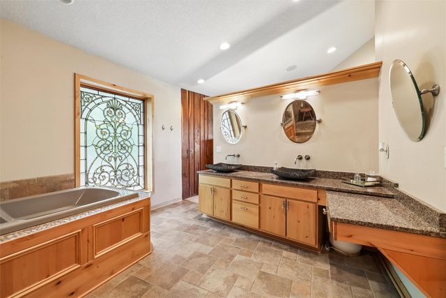 33875 L Avenue, Adel, IA 50003