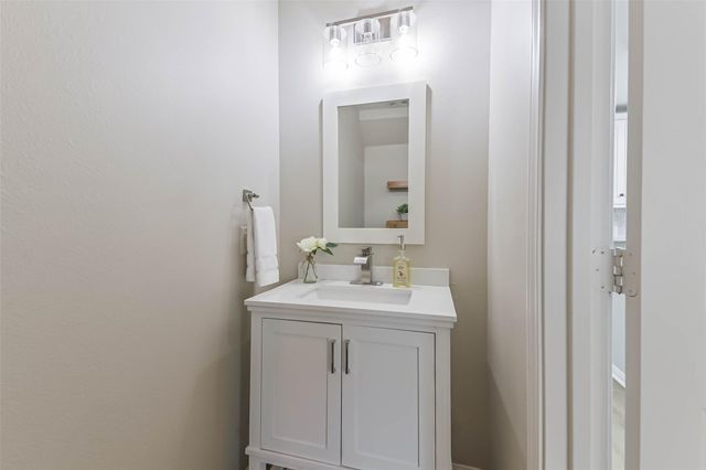 1799 League Line Road 1, Conroe, TX 77304