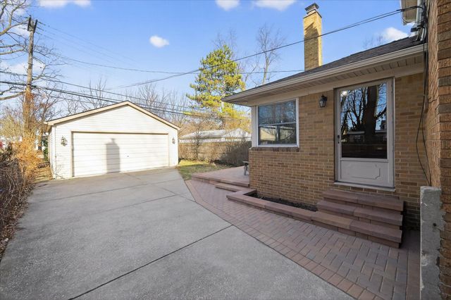 219 N Edison Avenue, Royal Oak City, MI 48067