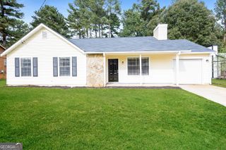 5722 Phillips Drive, Morrow, GA 30260