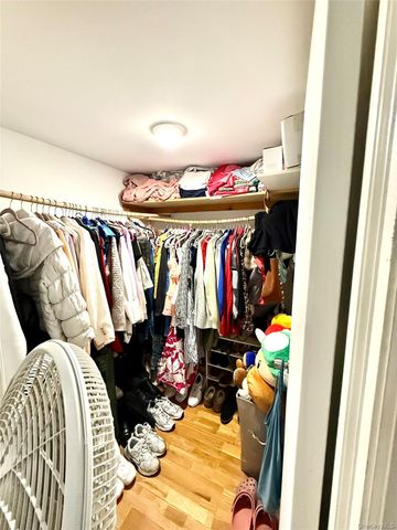 13-03 A 128th St, College Point, NY 11356