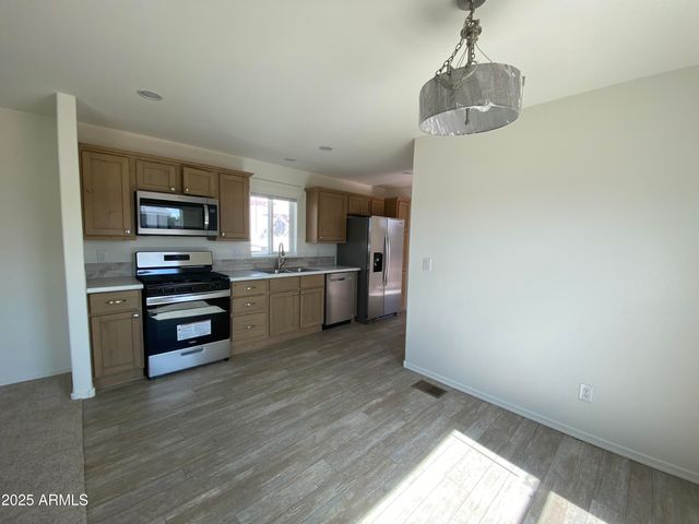 215 W VENICE Way, Paulden, AZ 86334