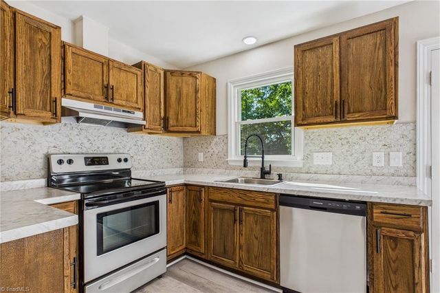 4709 Chaucer Drive, Greensboro, NC 27407