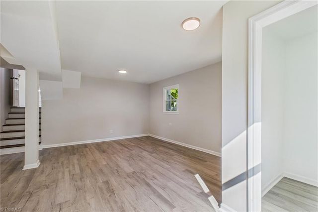 4709 Chaucer Drive, Greensboro, NC 27407