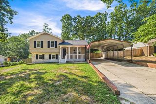 4709 Chaucer Drive, Greensboro, NC 27407