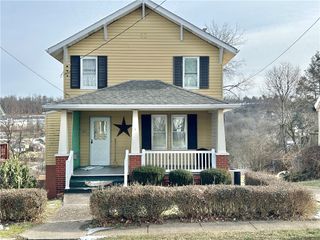 203 Summit Ave, Canonsburg, PA 15317