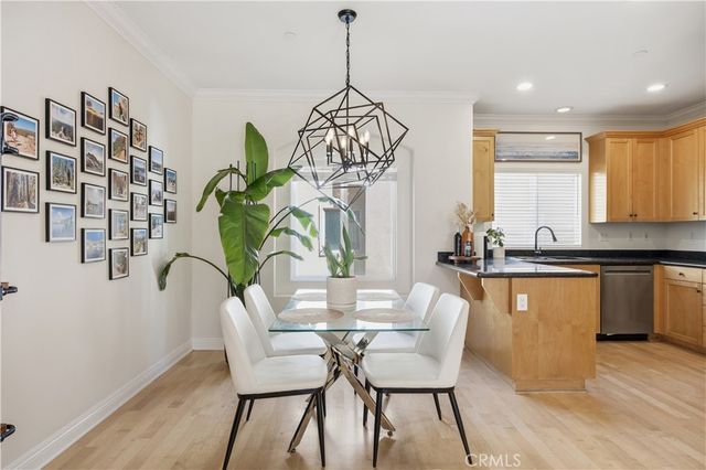 2142 Washington, Torrance, CA 90501