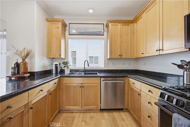 2142 Washington, Torrance, CA 90501