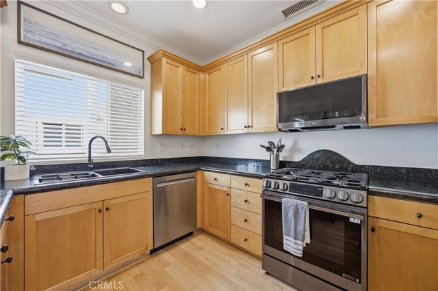 2142 Washington, Torrance, CA 90501