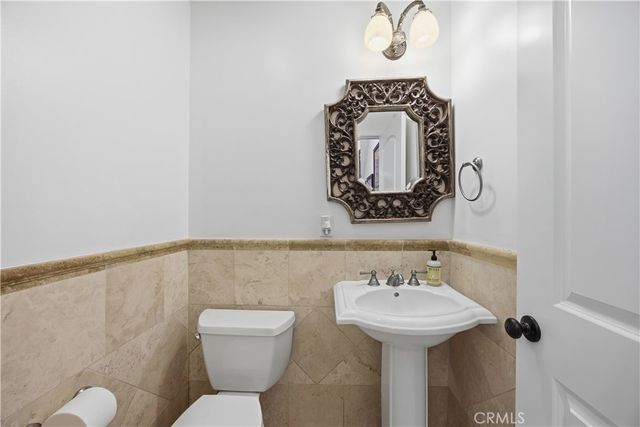2142 Washington, Torrance, CA 90501