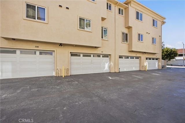 2142 Washington, Torrance, CA 90501